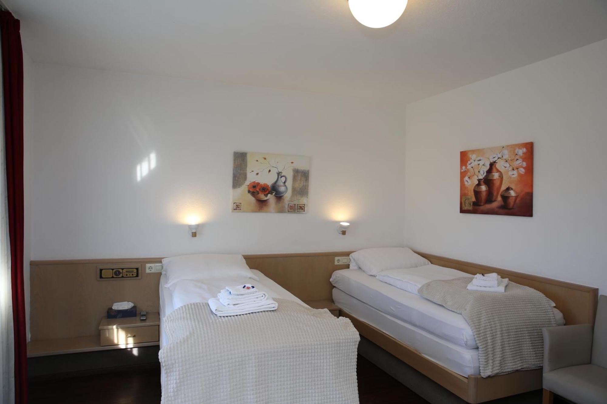 Hotel Garni Alte Post Schallbach Exterior foto